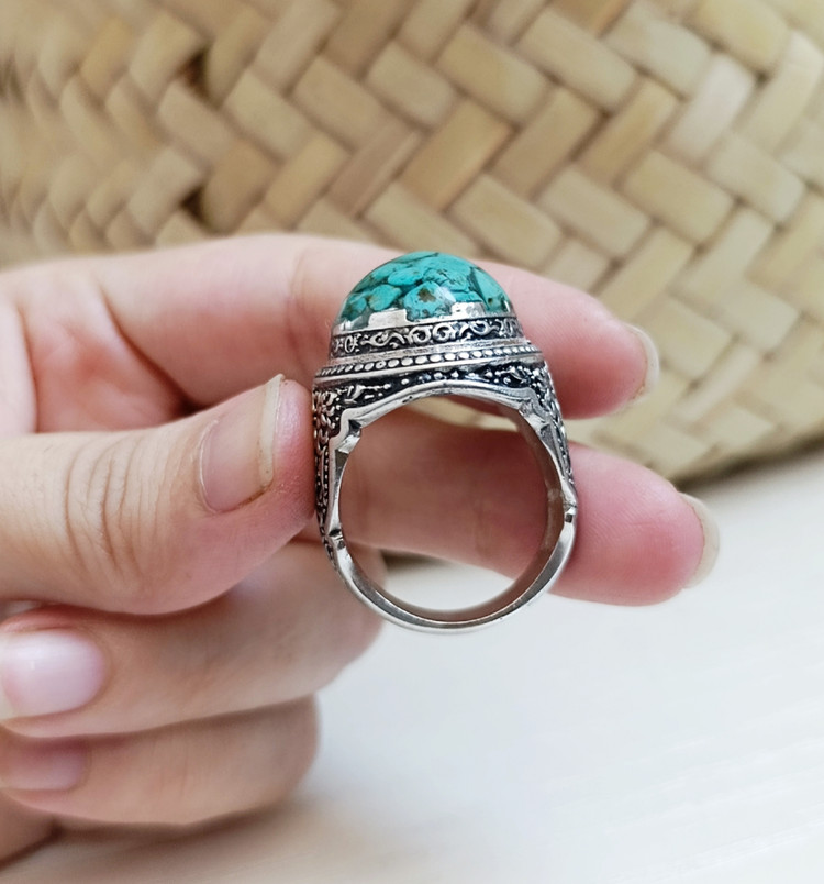 انگشتر مردانه نگین فیروزه و رزین سیاهقلم (رکاب روکش نقره) کد۰۲۸