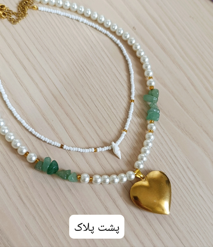 گردنبند چوکر دو لاین سنگ آونتورین همراه لاکت قاب عکس طلایی و مروارید و منجوق