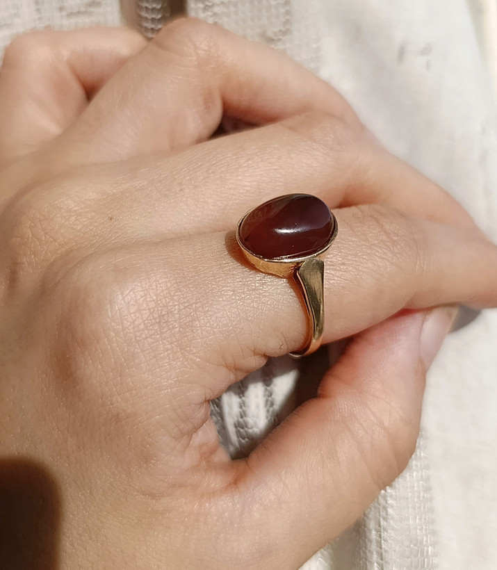 انگشتر عقیق زنانه رکاب طلاروس